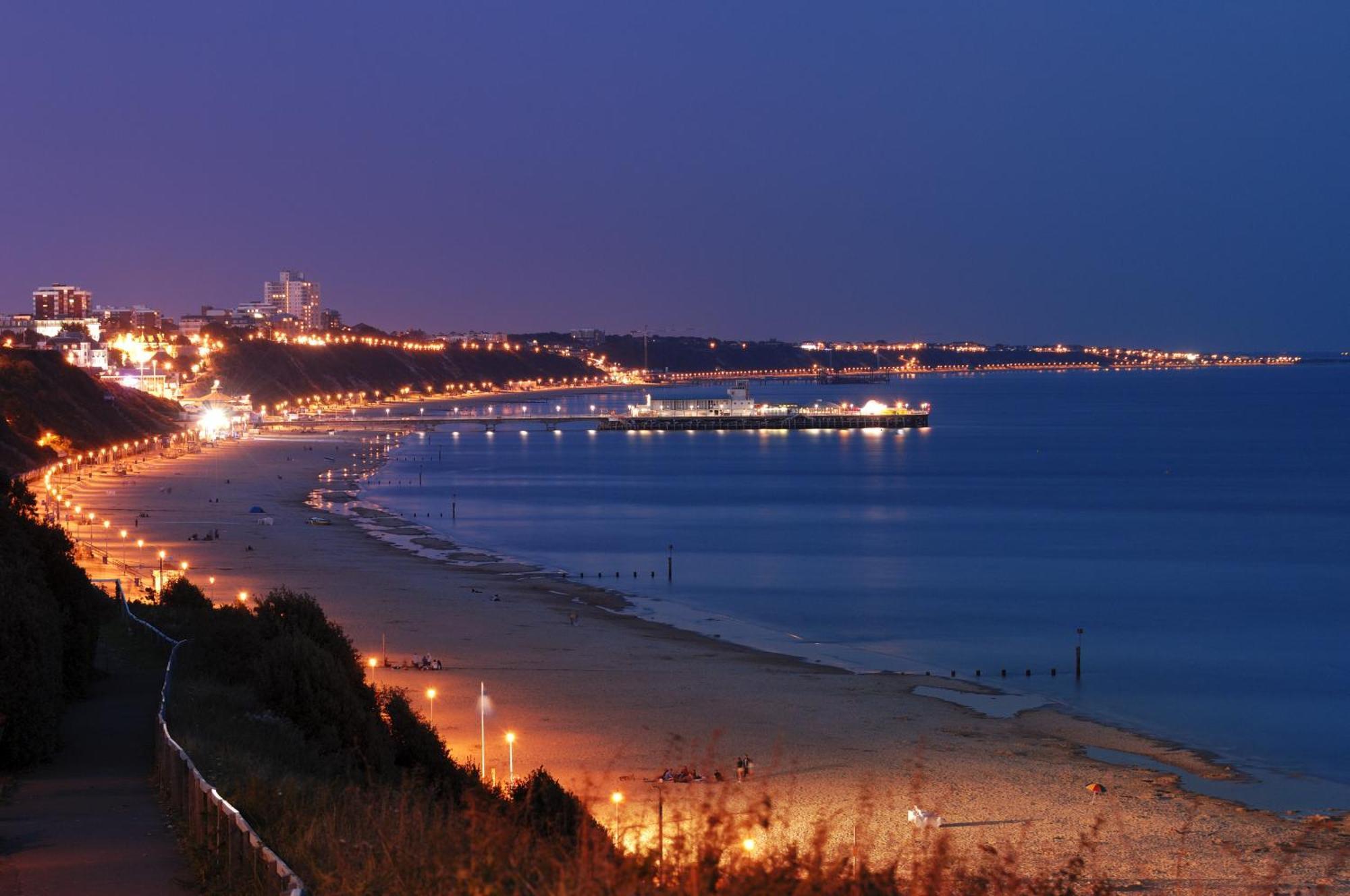 Cosy Bee And Apartment Bournemouth Esterno foto