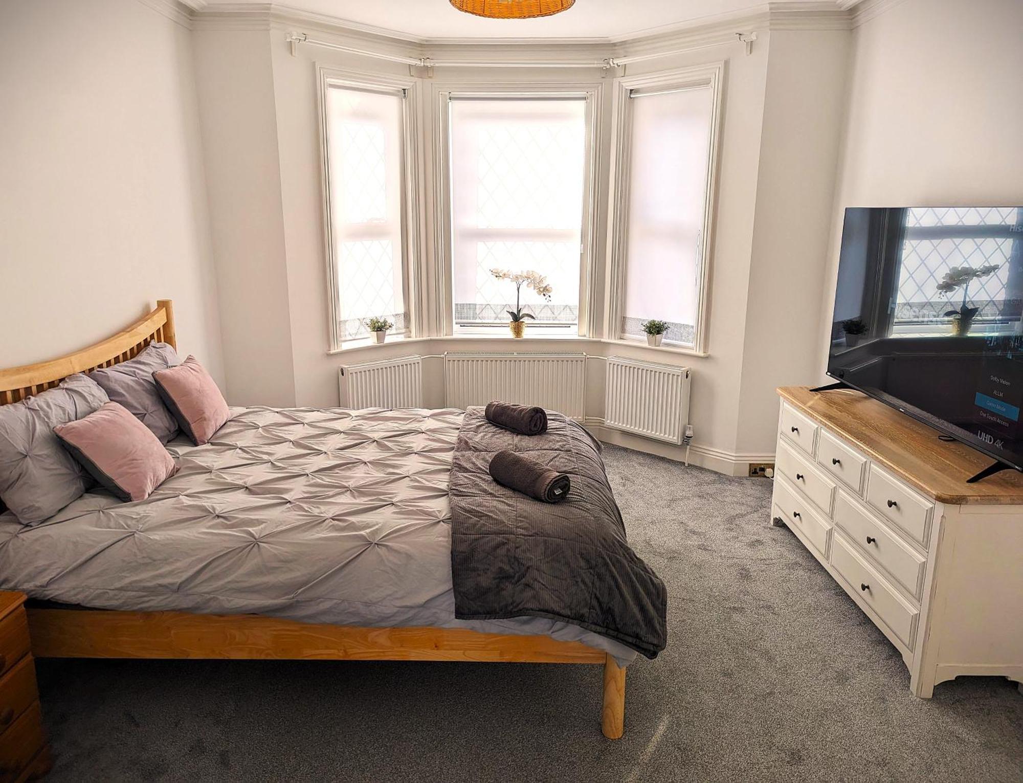 Cosy Bee And Apartment Bournemouth Esterno foto